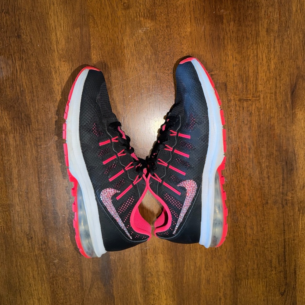 Nike Dynasty  Black Pink Sneskers custom designed / Swarovski crystals Sz 8.5